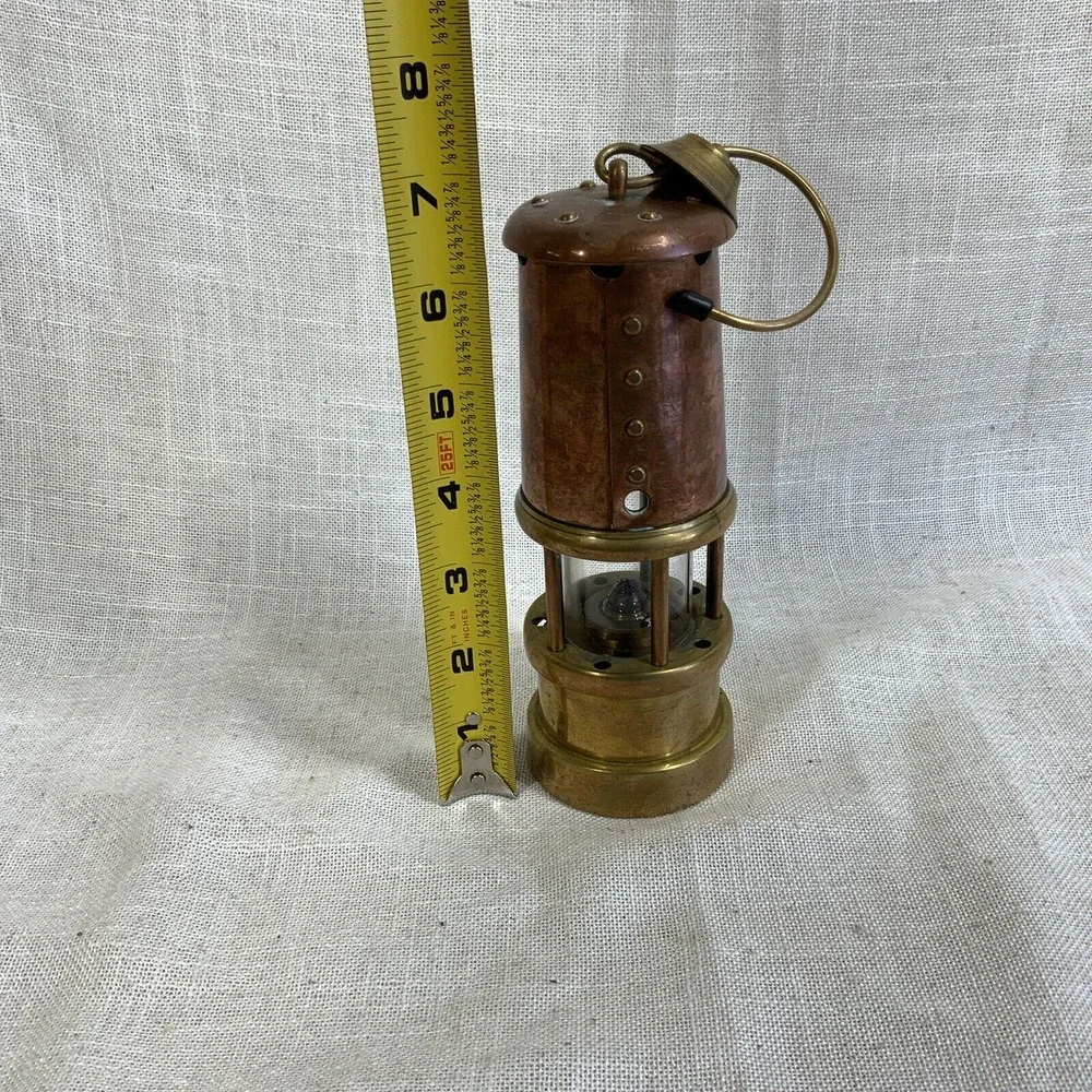 Vintage Hockley Lamp and Limelight Company Brass & Copper Miners Paraffin Lamp‎